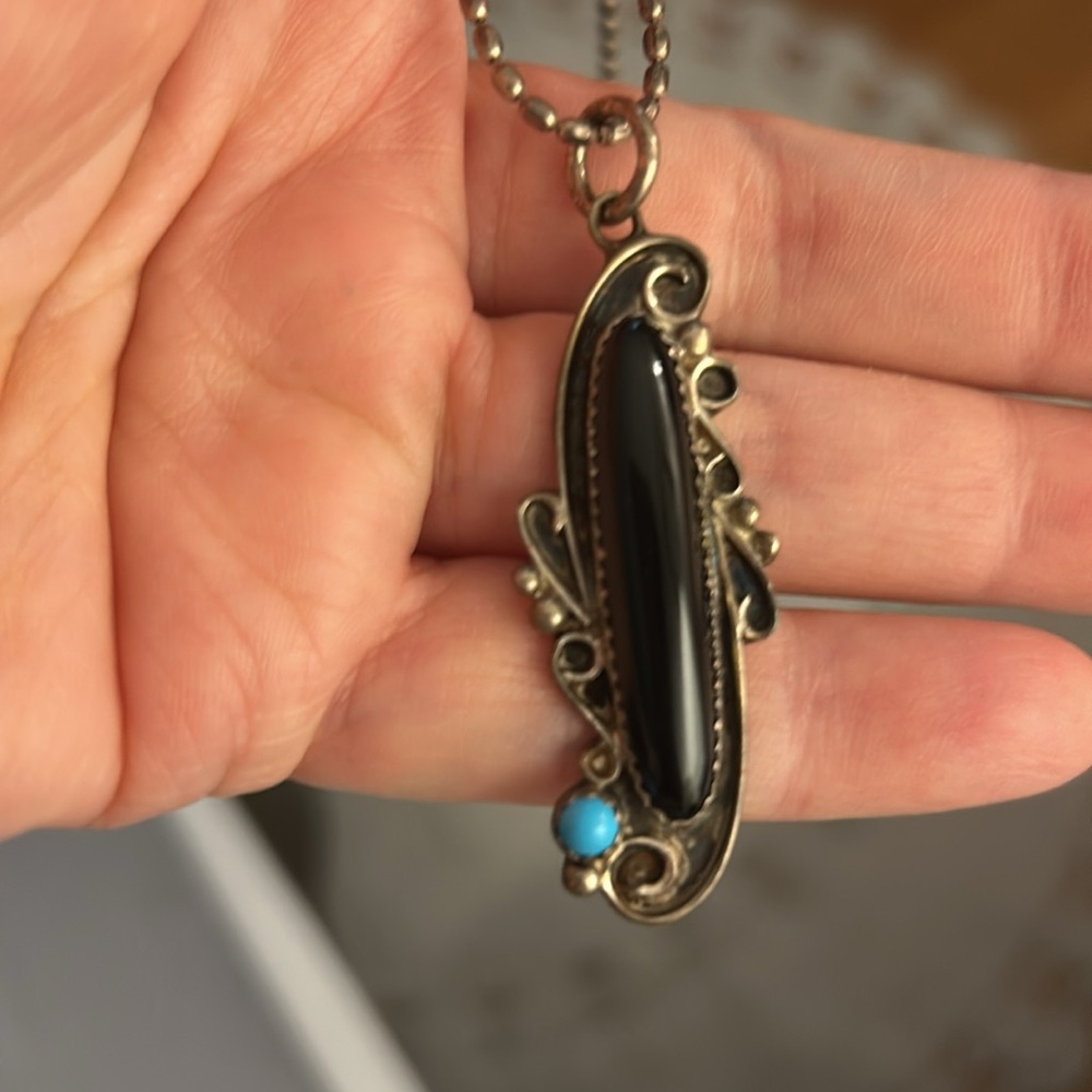 Vintage Signed Stamped Sterling Silver Onyx Turquoise Pendant Necklace - Picture 14 of 15
